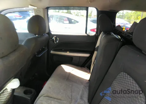 2007 Chevrolet Hhr Lt from USA, damaged, VIN 3GNDA23D97S597619